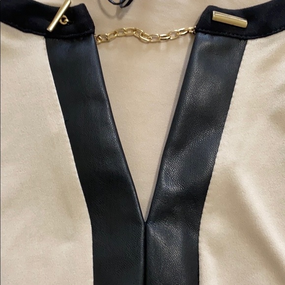 CALVIN KLEIN Black and Tan top size Small - Picture 5 of 9